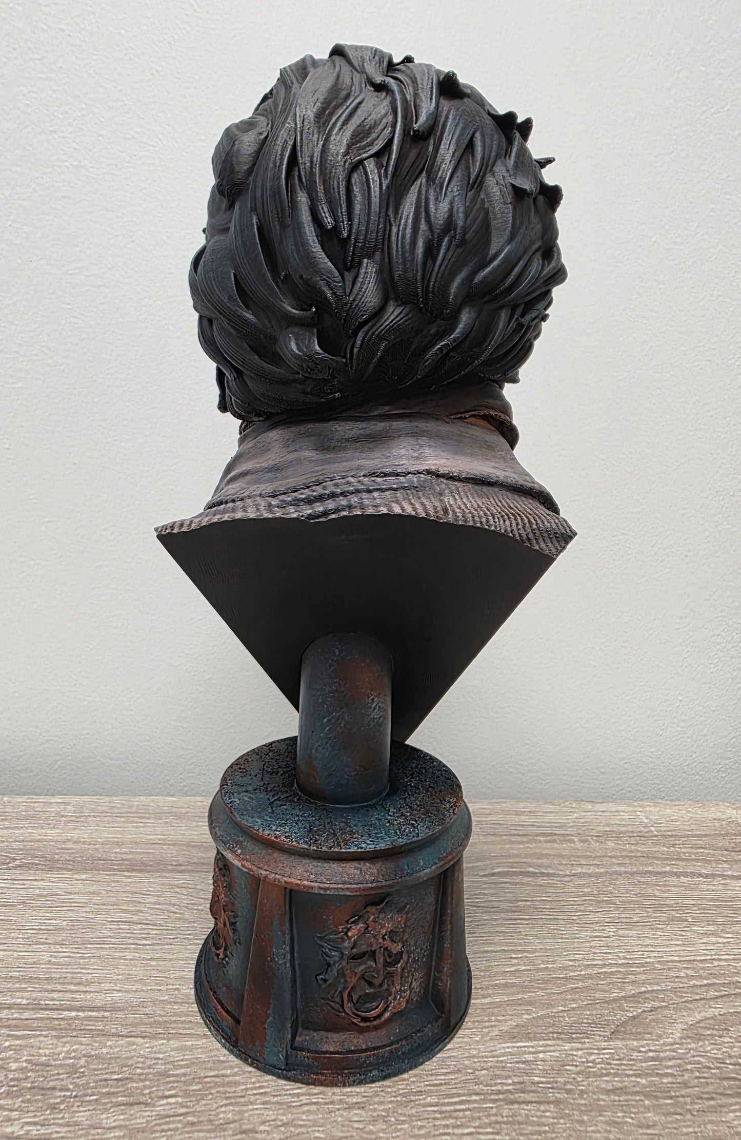 Leatherface Collector Premium Bust – Hand-Painted Horror Statue | Texas Chainsaw Massacre Inspired