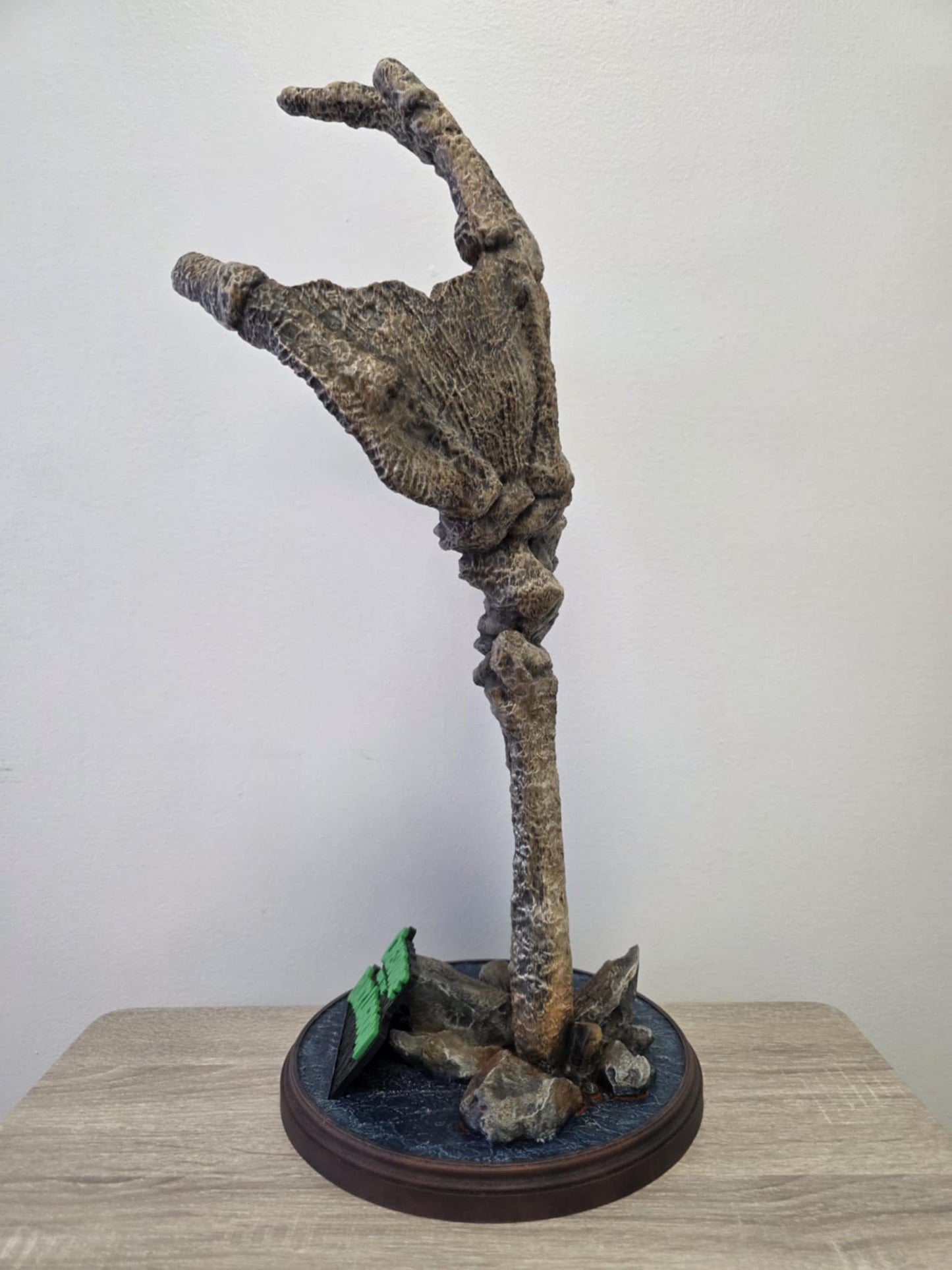 Fossilized Creature Hand – 1:1 Scale Prop Replica