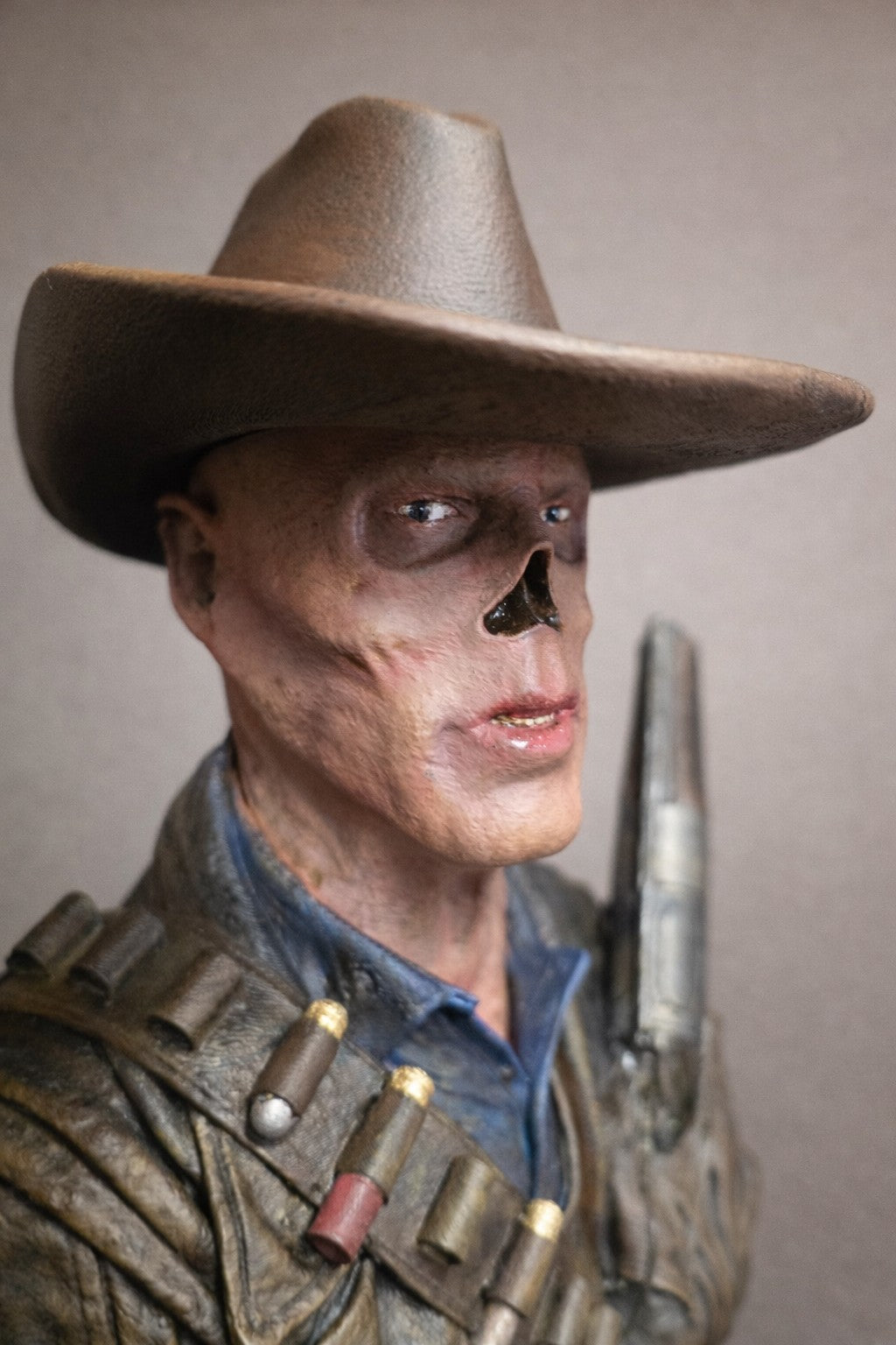Fallout “The Ghoul” Cooper Howard Bust Statue – Hand-Painted 3D Printed Collectible